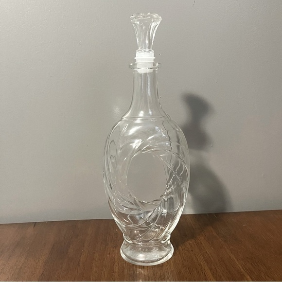 Vintage 1970s Italian Clear Glass Decanter Bottle with Stopper - Picture 1 of 12